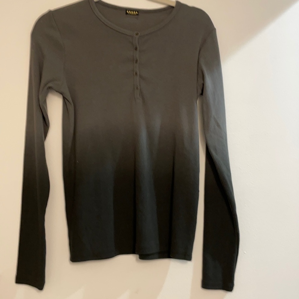 Ombré long sleeve Henley